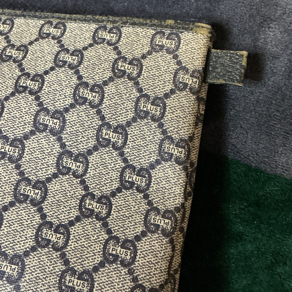 Rare Gucci Plus Beige and Blue Signature Pouch/Clutch - Picture 11 of 15